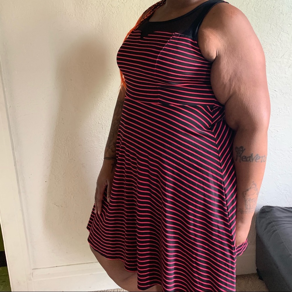 TORRID RED STRIPED DRESS💗